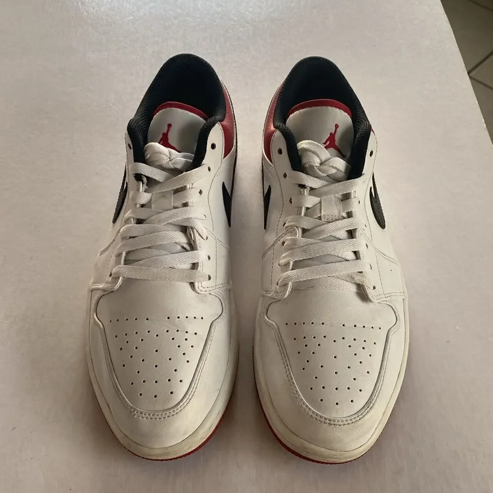 AIR JORDAN Men’s White Low Top Sneakers 553558-118 2020 Size 10US